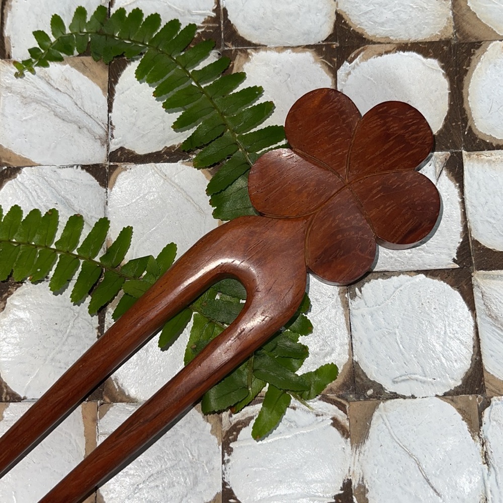Wooden hair pick